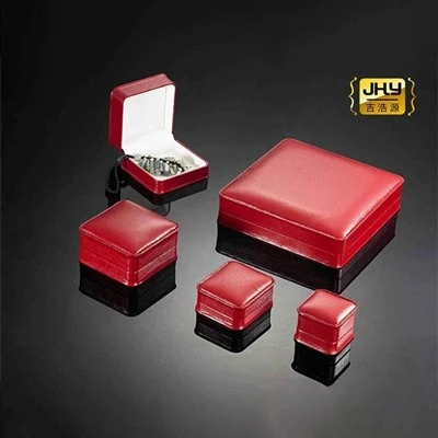 Red Leather Jewelry Organiser
